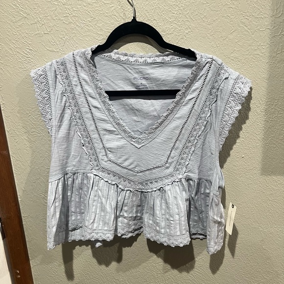 Pilcro Tops - Pilcro Light Gray Lace Accent Blouse 100% Cotton Size M NWT Detailed Top Boho